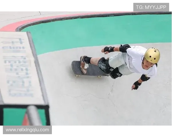 广州滑板队的蜕变与崛起:滑板精英赛背后的奋斗故事 广州滑板队的蜕变与崛起:滑板精英赛背后的奋斗故事