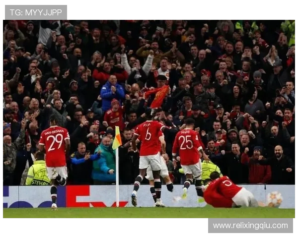 曼联与巴黎精彩对决全场录像回顾尽享比赛精彩瞬间 曼联与巴黎精彩对决全场录像回顾尽享比赛精彩瞬间