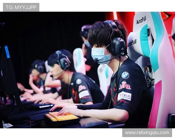 DOTA2赛事热潮持续升温FPX战队创造历史新高排名